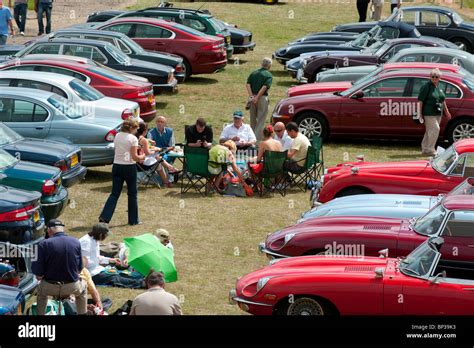 djcna|THE JAGUAR OWNERS CLUB .